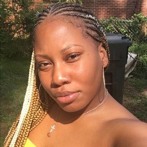 Meet your Posher, Lillian